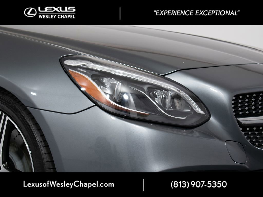 Used 2020 Mercedes-Benz SLC 300 image 3