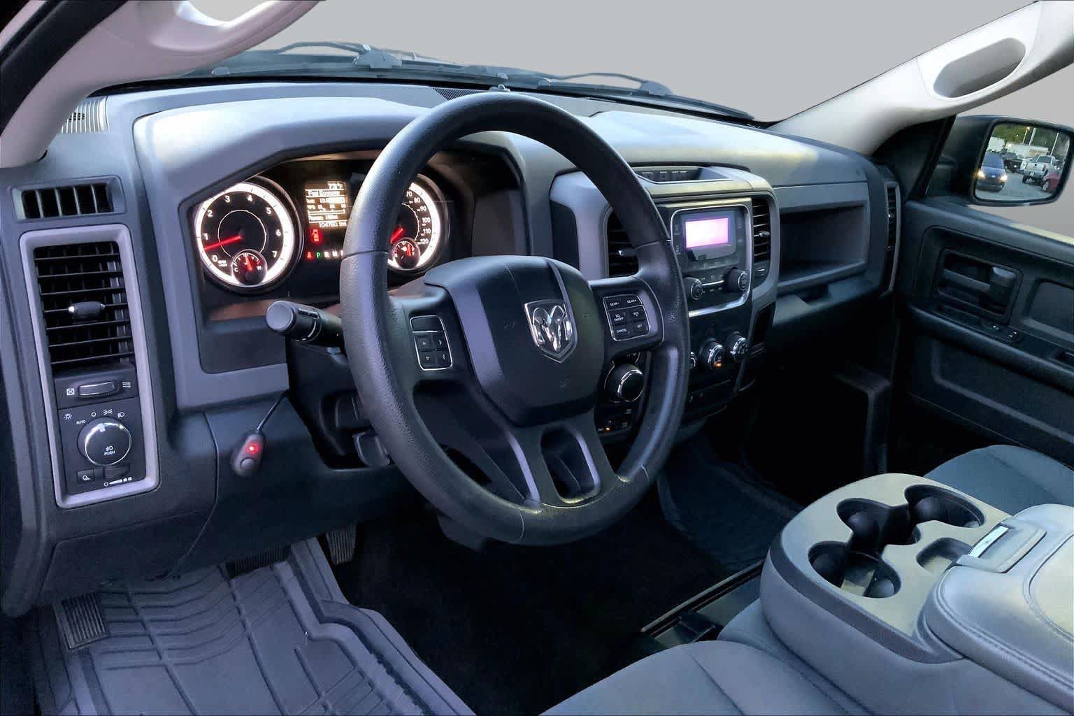 Used 2015 RAM 1500 Express AWD/4WD image 15