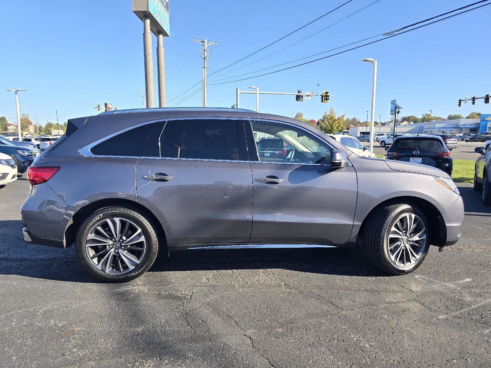 Used 2020 Acura MDX w/ Technology Package AWD/4WD image 8