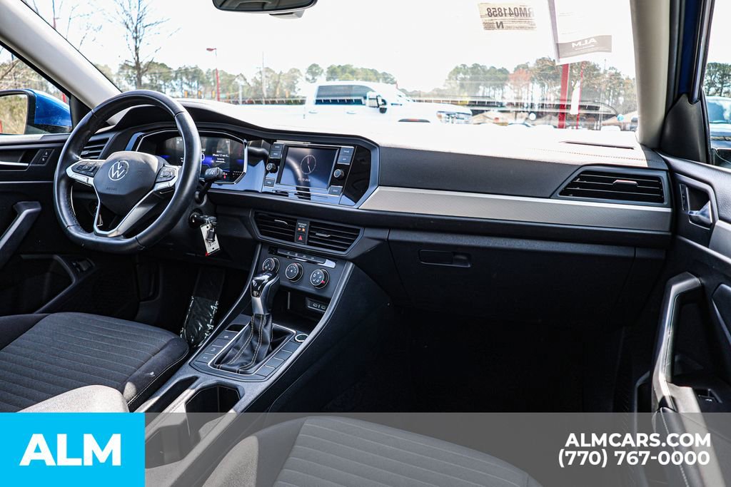Used 2024 Volkswagen Jetta S image 30