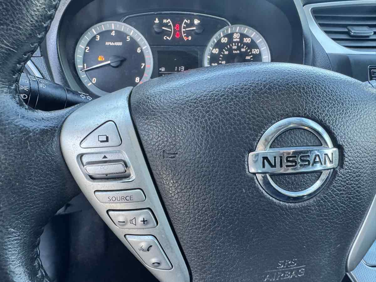Used 2015 Nissan Sentra SR FWD image 37