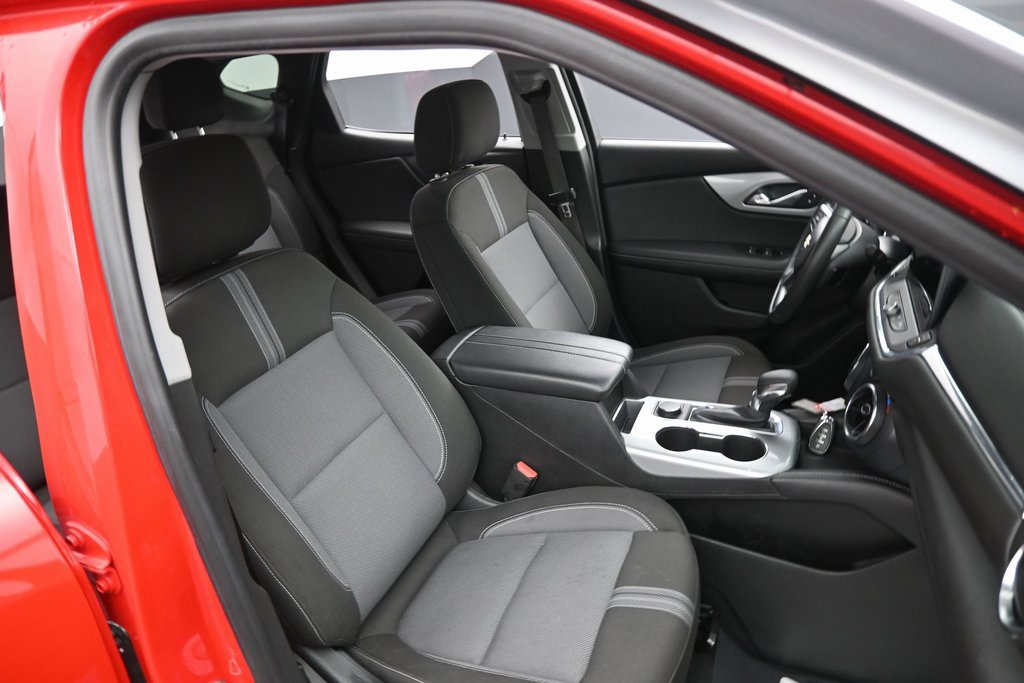 Used 2023 Chevrolet Blazer LT image 38