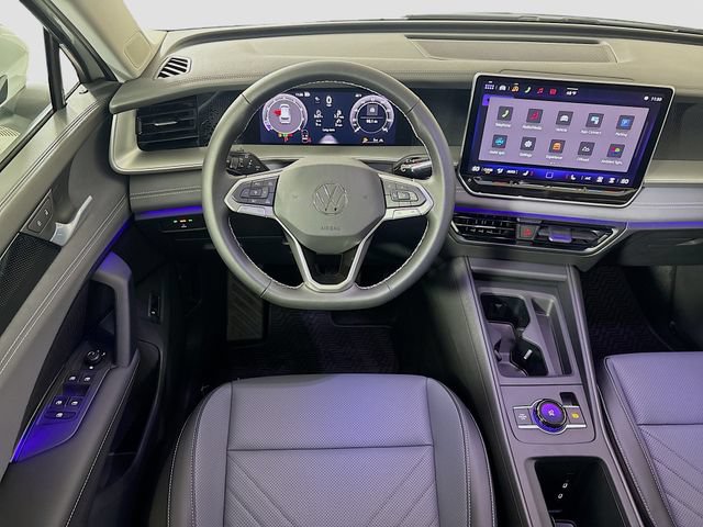 New 2026 Volkswagen Tiguan SE AWD/4WD image 23