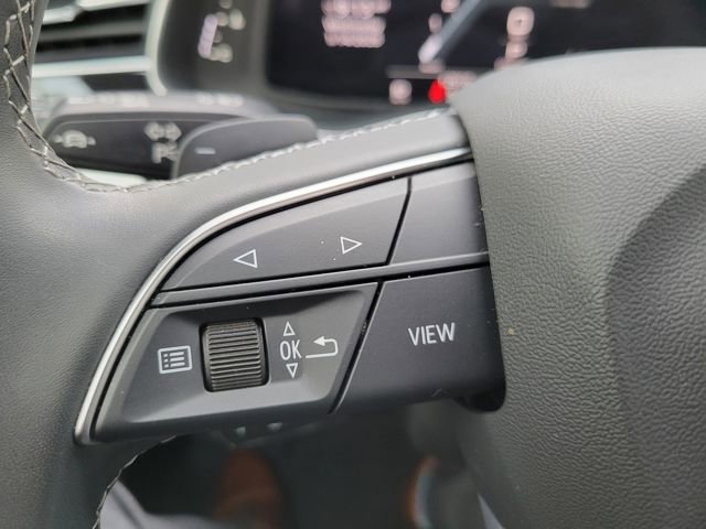Used 2025 Audi Q8 Premium w/ Convenience Package image 31
