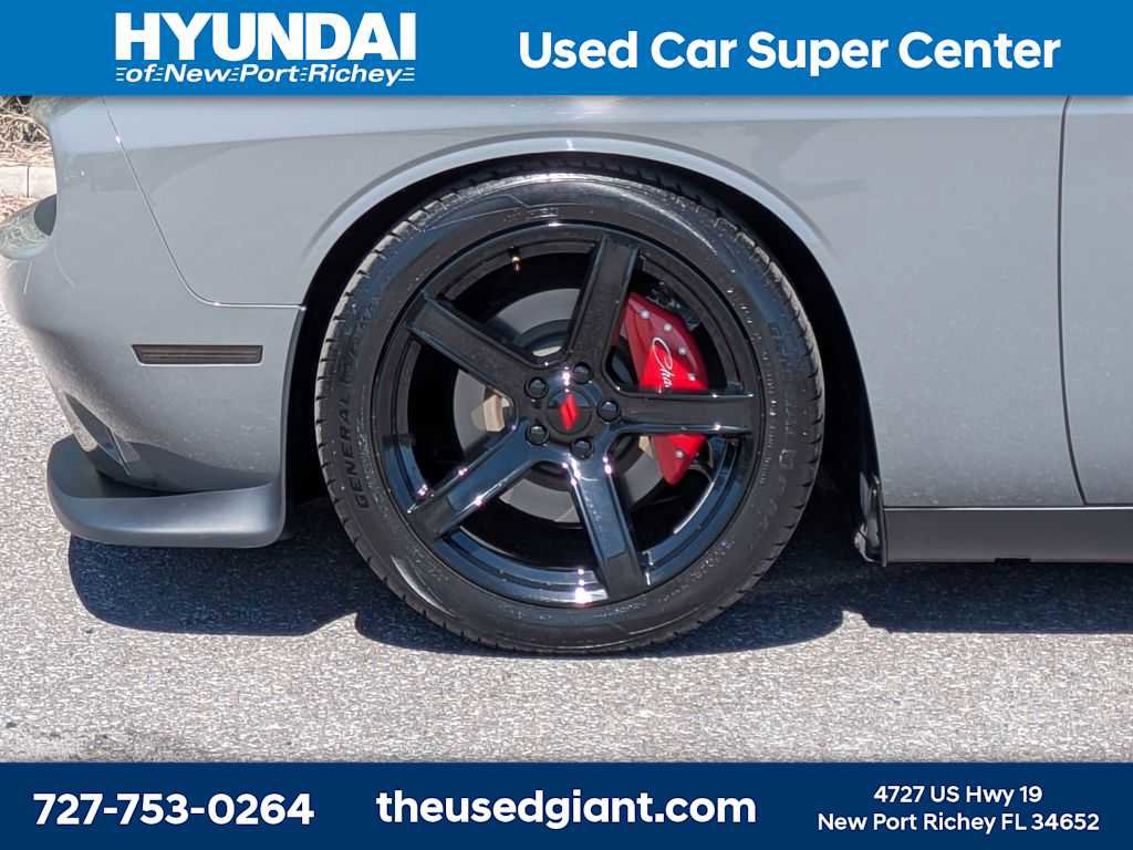 Used 2023 Dodge Challenger R/T w/ Plus Package RWD image 10
