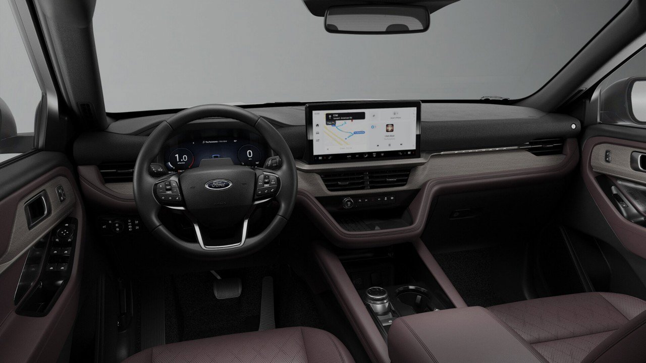 New 2026 Ford Explorer Platinum RWD image 9