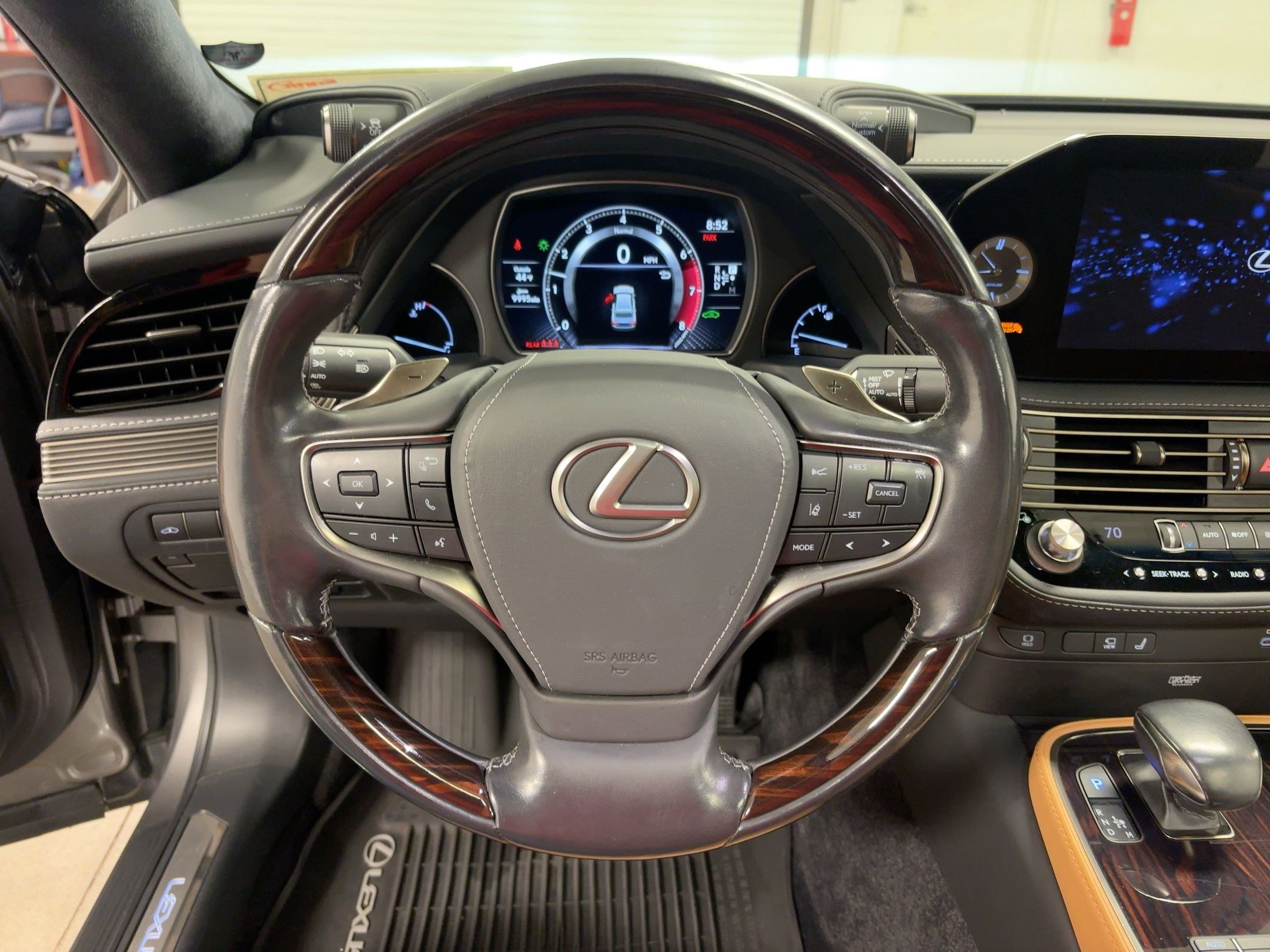 Used 2023 Lexus LS 500 image 17