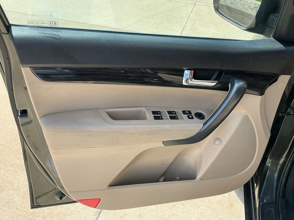 Used 2012 Kia Sorento EX AWD/4WD image 7