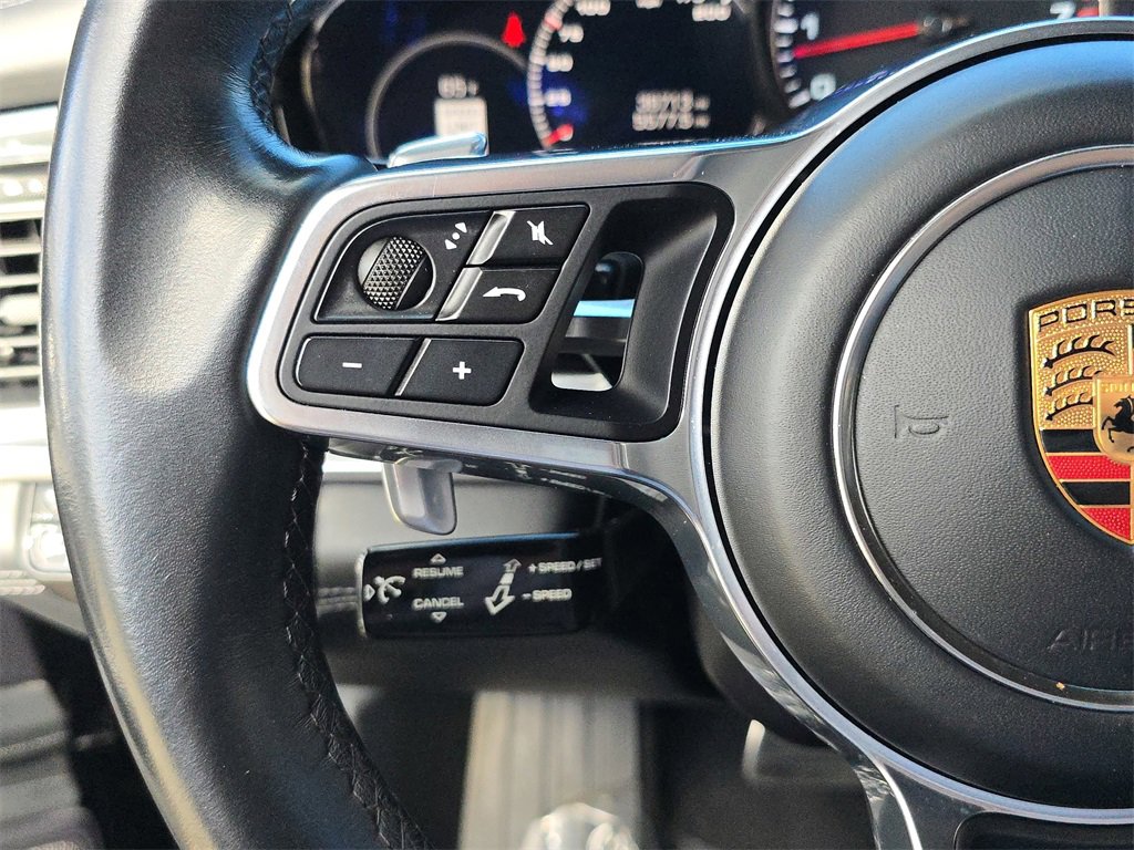 Used 2018 Porsche Panamera 4S image 24