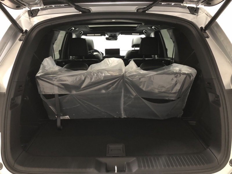 New 2026 Honda Pilot Black Edition image 8