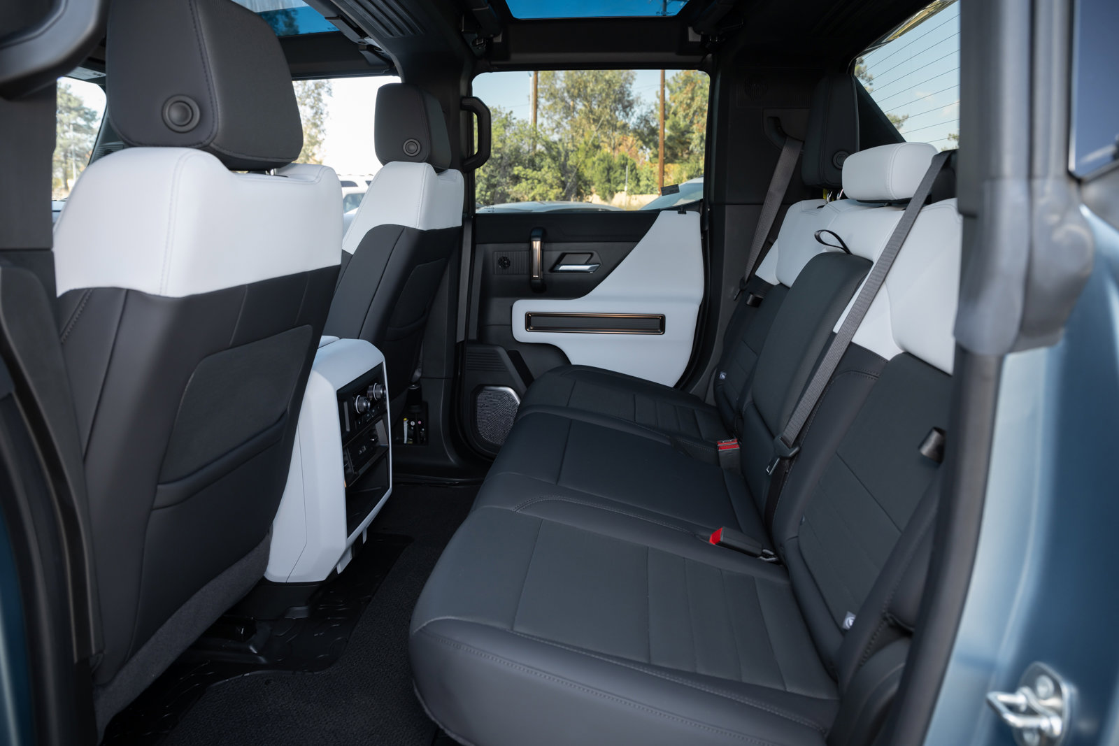 New 2024 GMC Hummer EV 3X w/ Omega Edition image 78