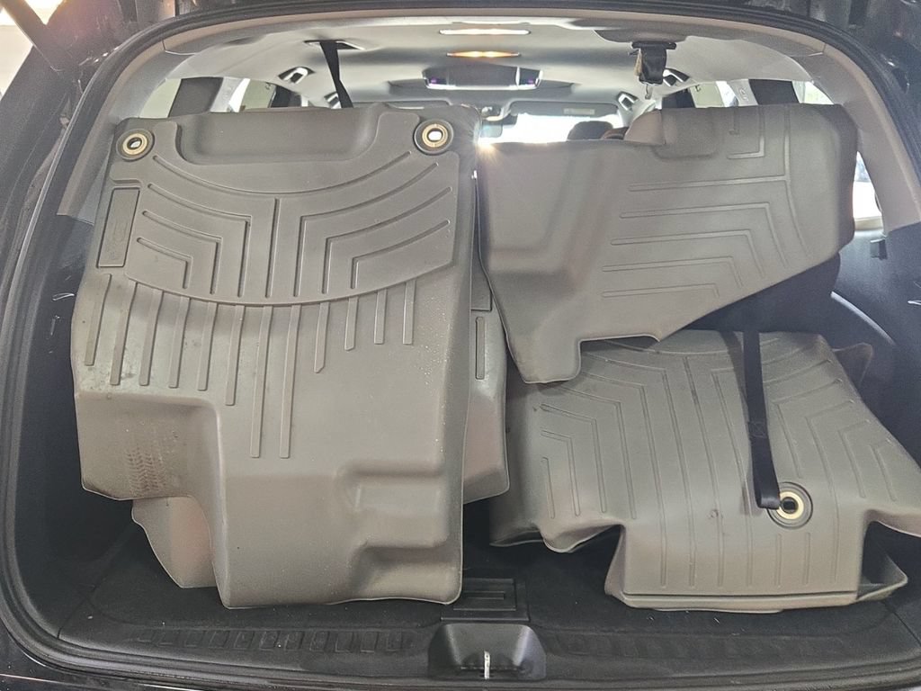 Used 2019 Honda Pilot Touring image 6