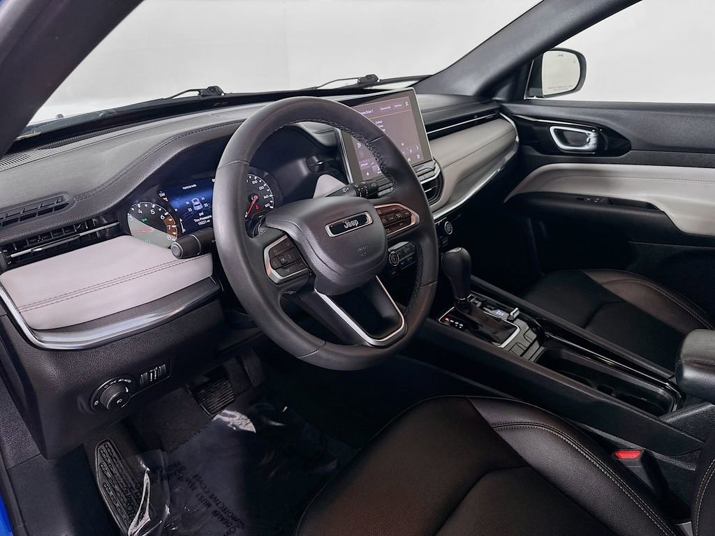 Certified 2024 Jeep Compass Limited image 16
