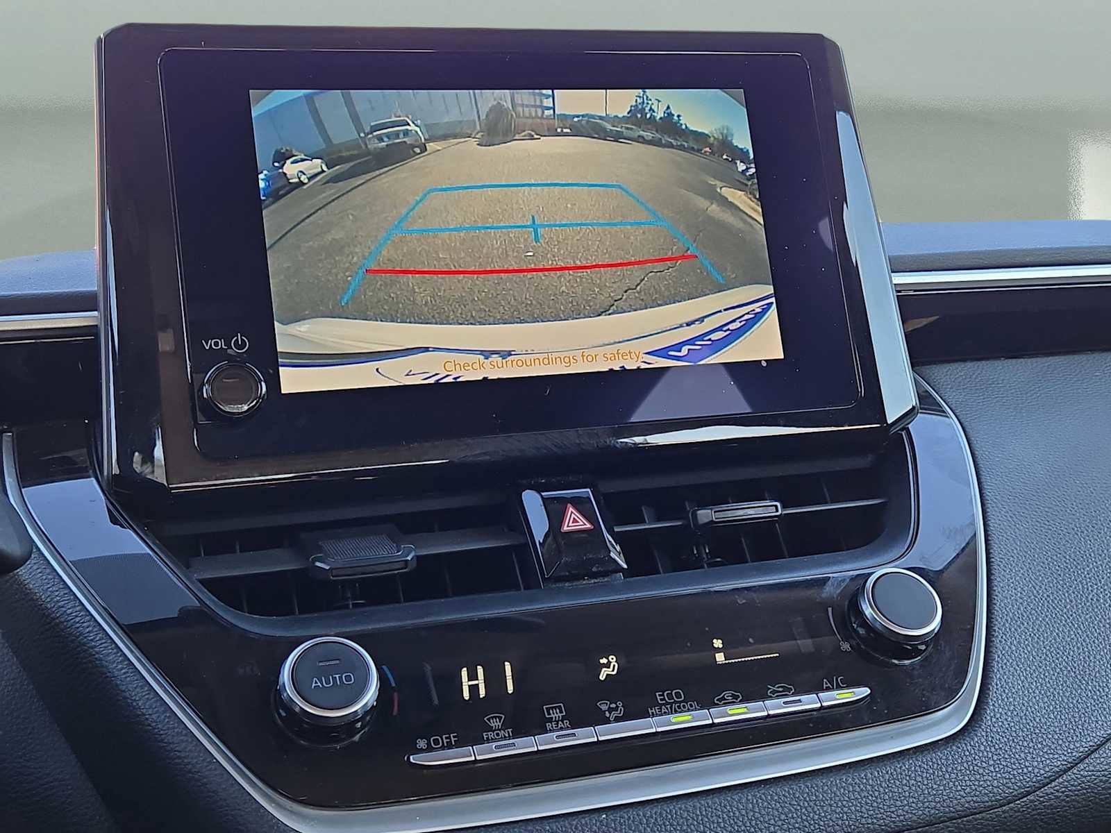 Used 2024 Toyota Corolla LE image 25