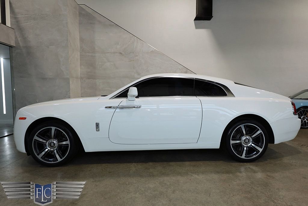 Used 2015 Rolls-Royce Wraith RWD image 2