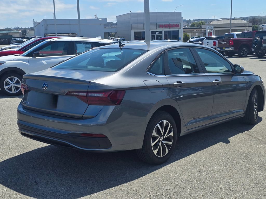 Used 2024 Volkswagen Jetta S FWD image 4