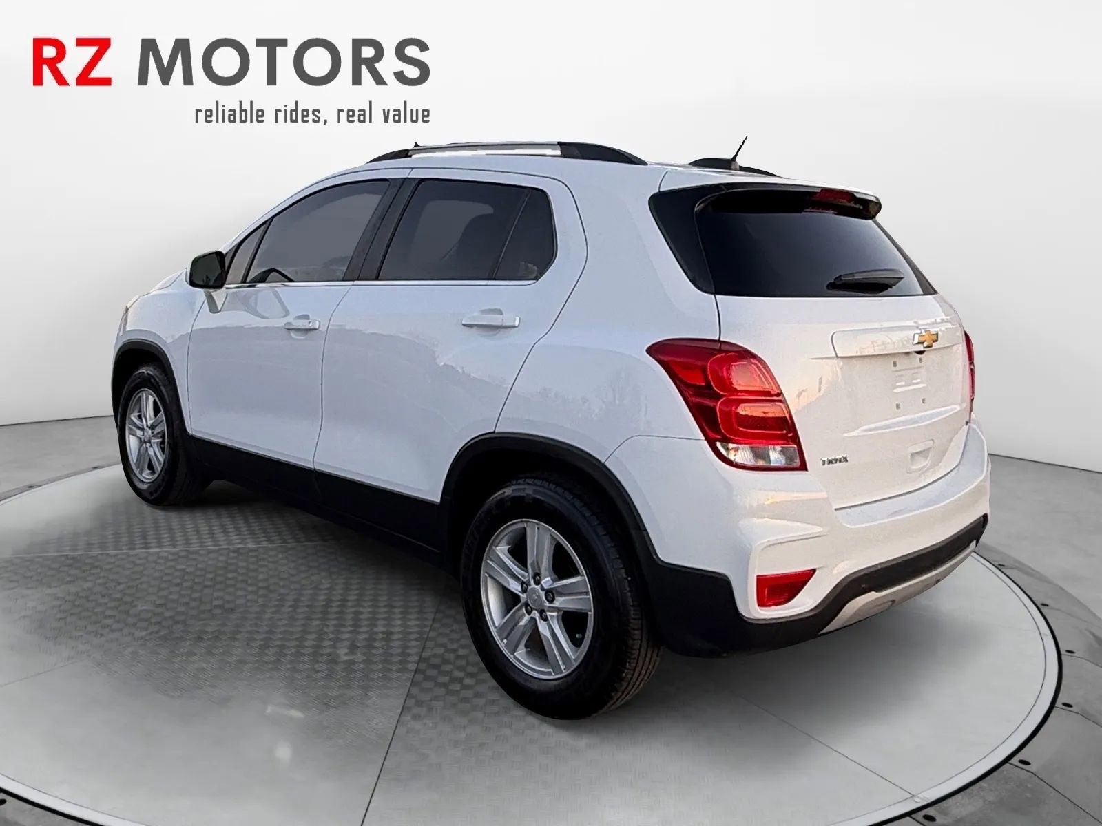 Used 2020 Chevrolet Trax LT image 3