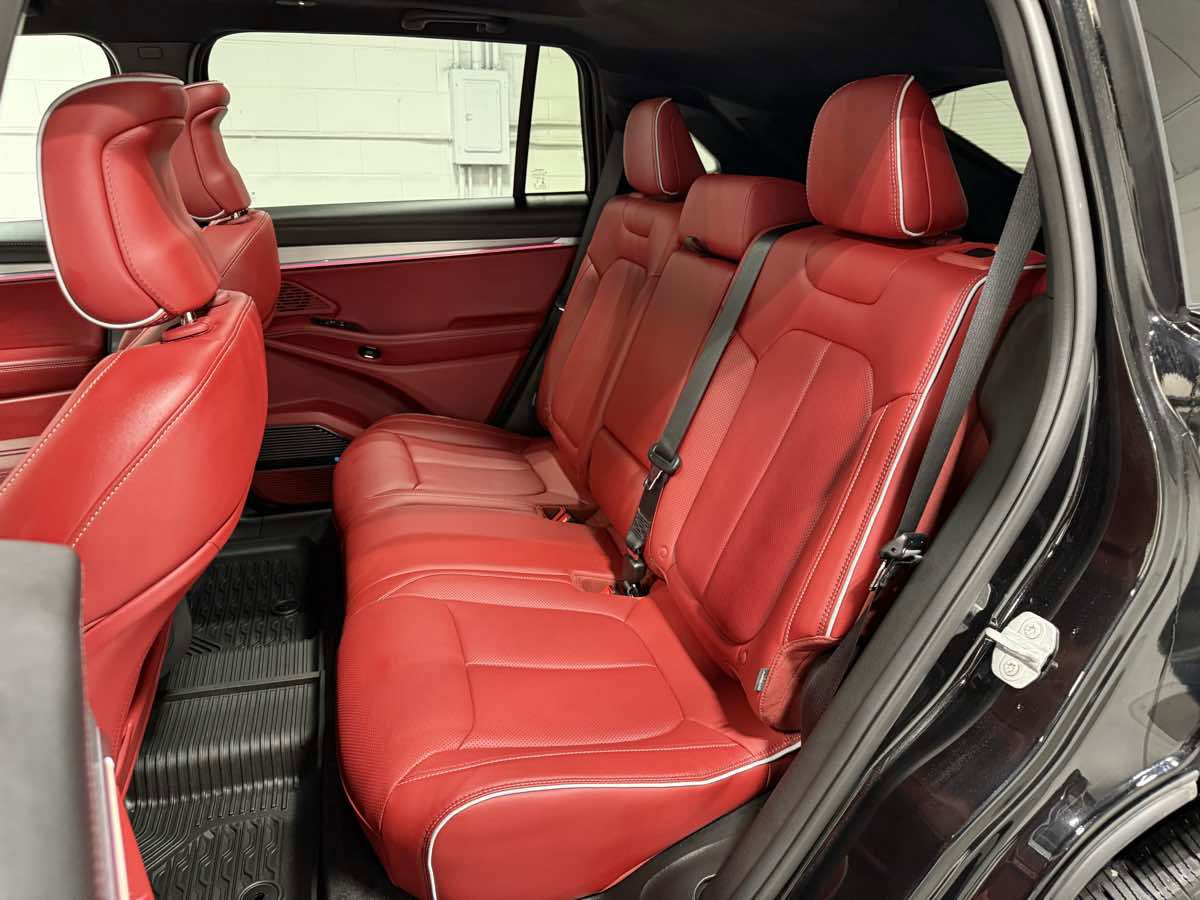 Used 2024 Jeep Wagoneer Launch Edition image 21