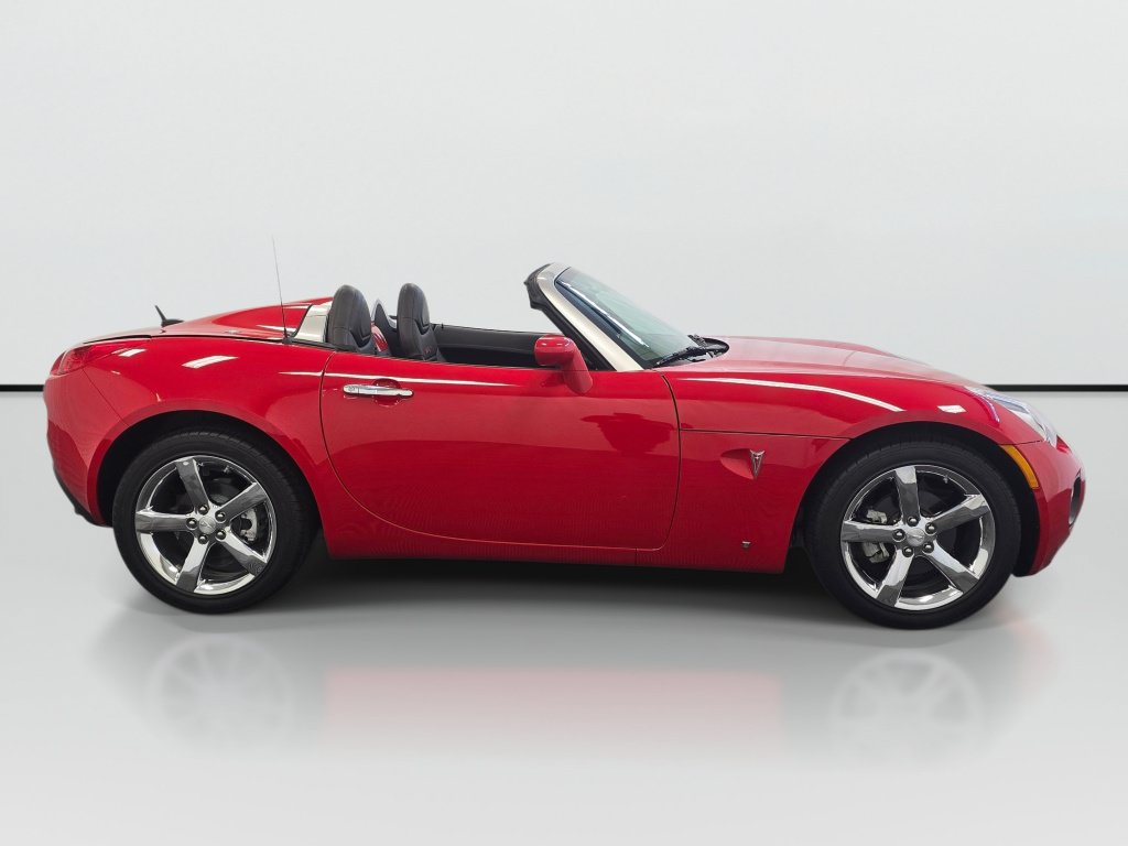 Used 2009 Pontiac Solstice GXP w/ Club Sport Package RWD image 6