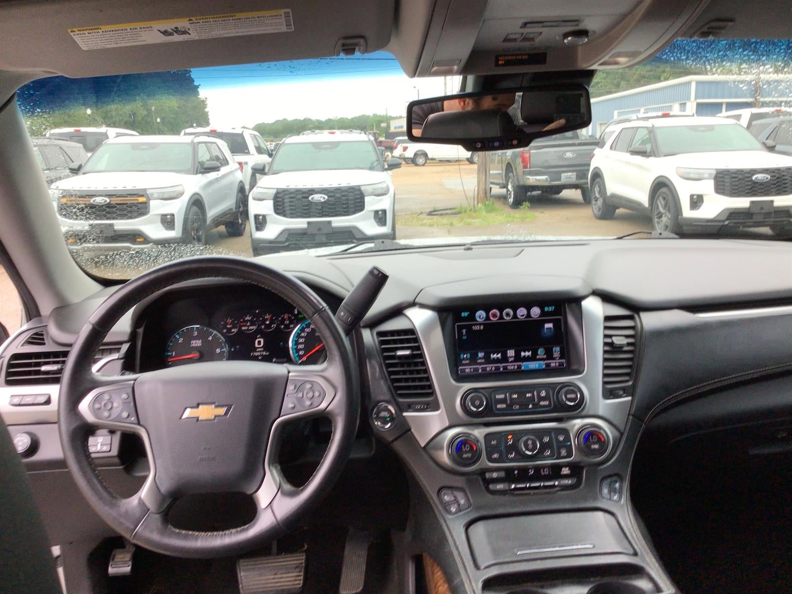 Used 2016 Chevrolet Tahoe LTZ RWD image 2