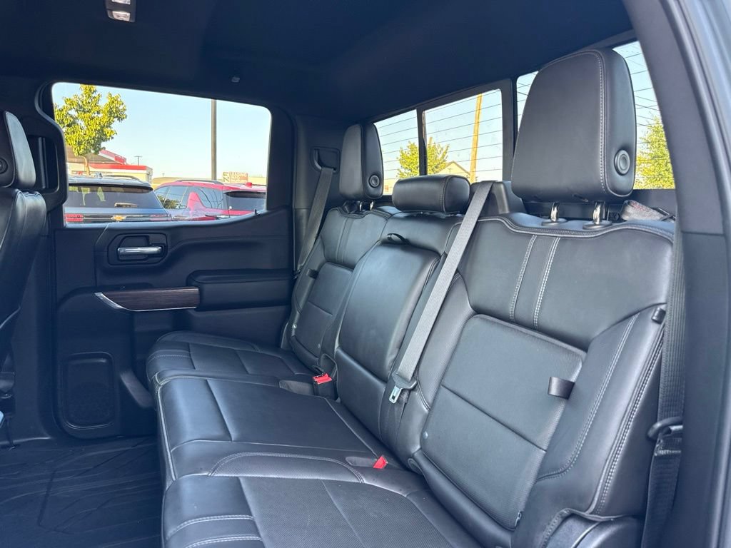 Used 2021 Chevrolet Silverado 1500 High Country w/ Technology Package AWD/4WD image 28