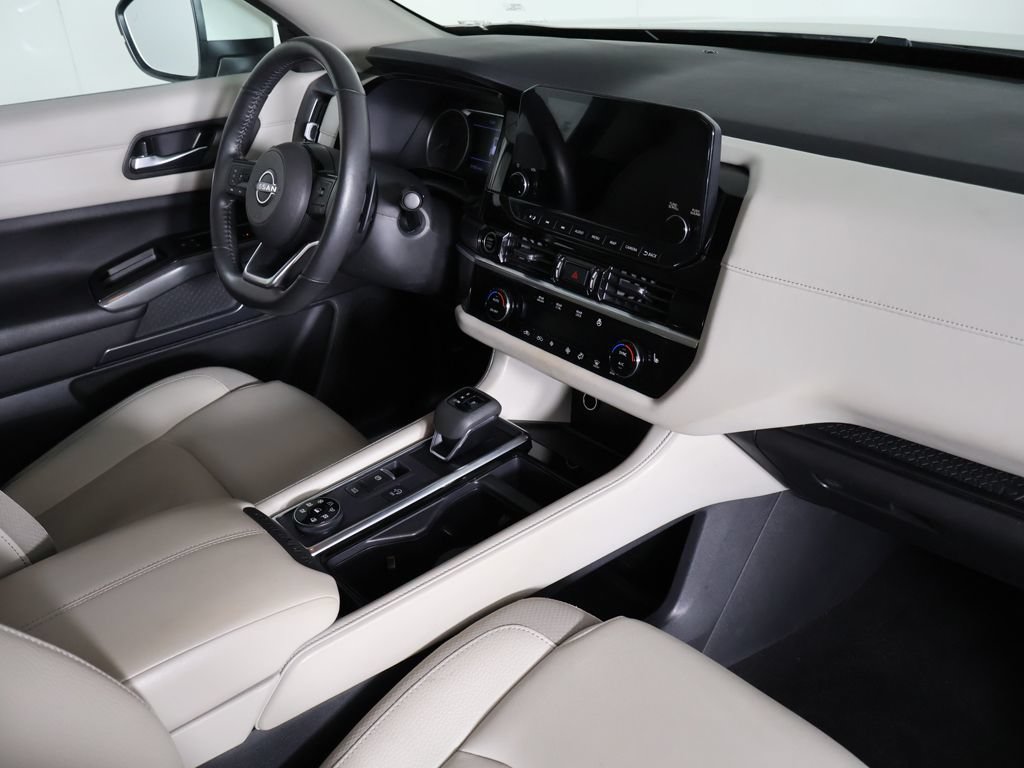 Used 2023 Nissan Pathfinder SL AWD/4WD image 28