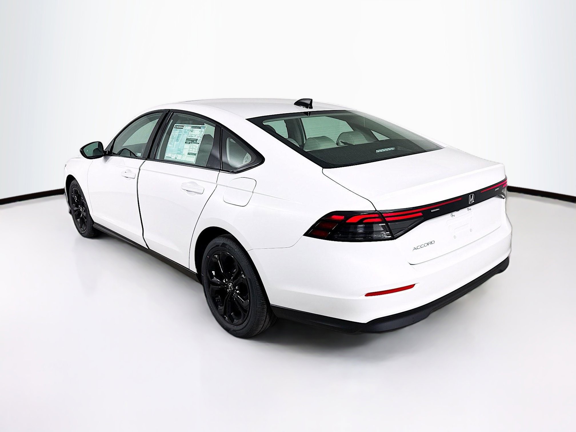 New 2025 Honda Accord SE image 30