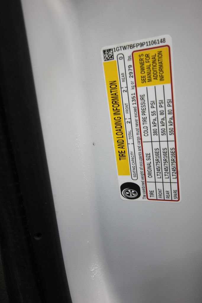 Used 2023 GMC Savana 2500 Extended RWD image 25