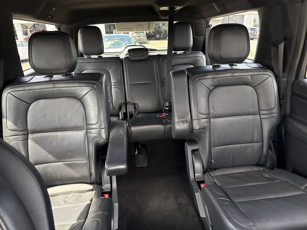Certified 2023 Lincoln Navigator L Reserve AWD/4WD image 19