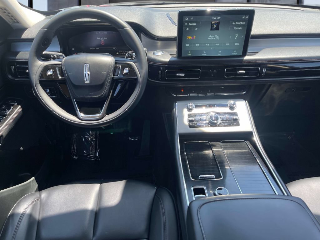Used 2023 Lincoln Aviator 2WD w/ Premium Package image 10