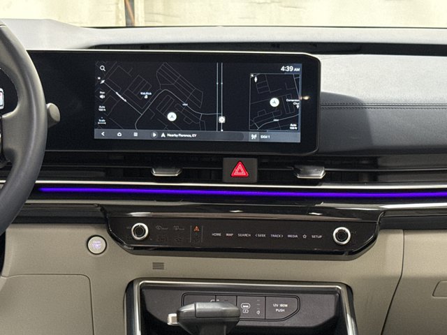 Certified 2025 Kia Carnival SX Prestige FWD image 25