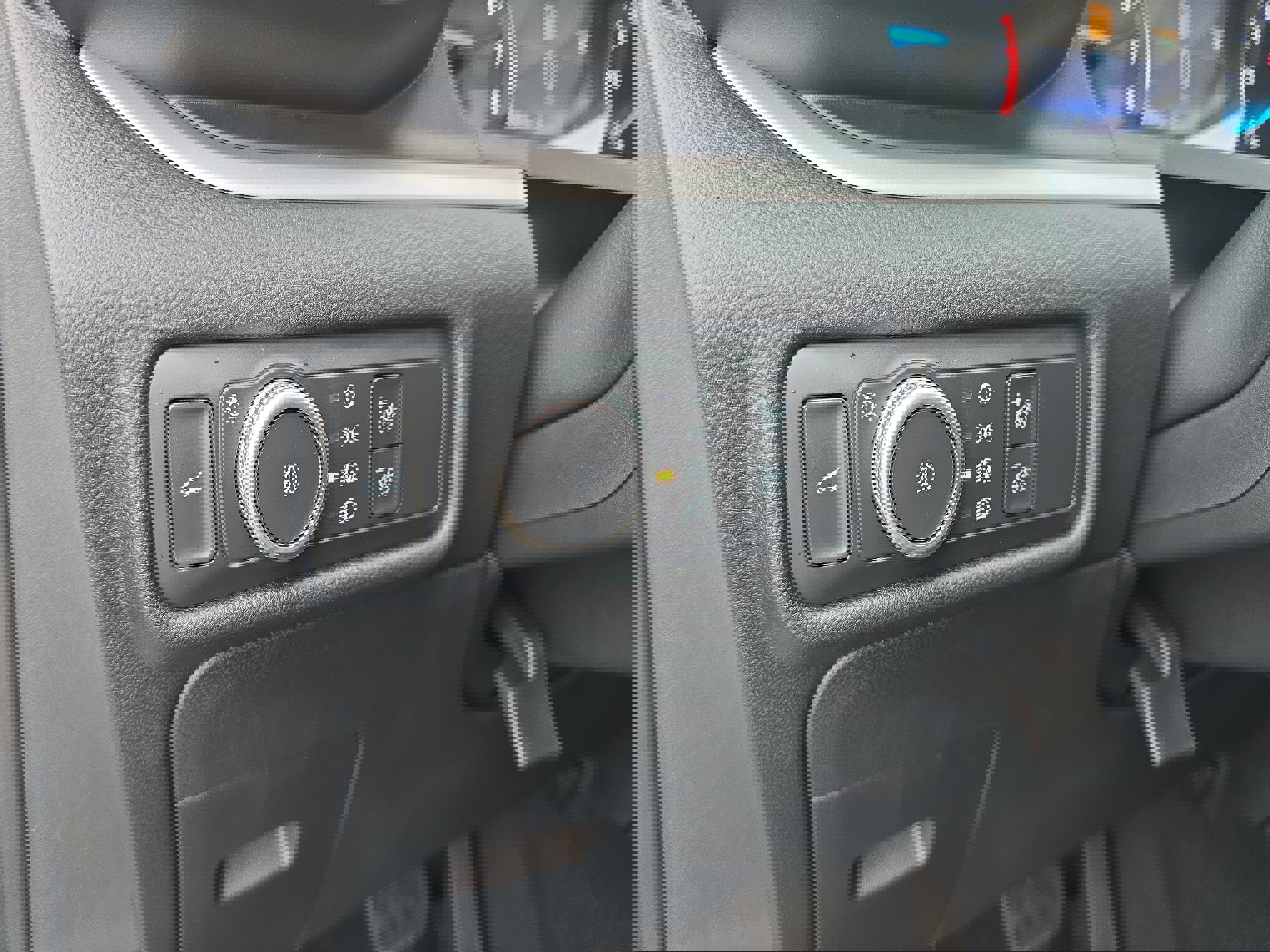 Used 2021 Ford Explorer XLT w/ Equipment Group 202A image 28