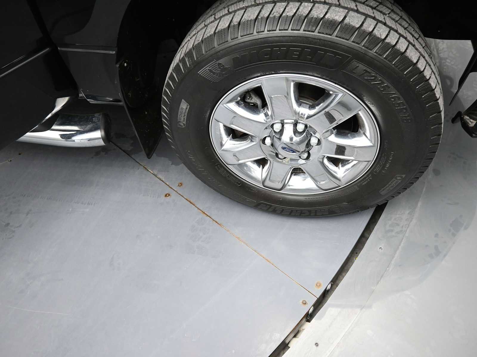 Used 2014 Ford F150 XLT w/ Equipment Group 302A Luxury image 10