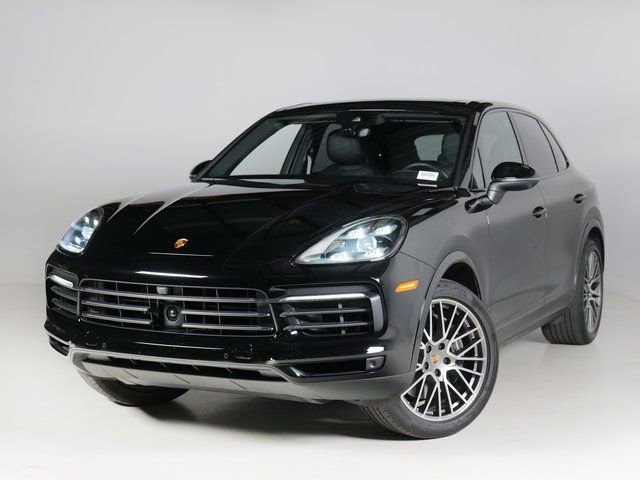Certified 2023 Porsche Cayenne Platinum Edition image 1