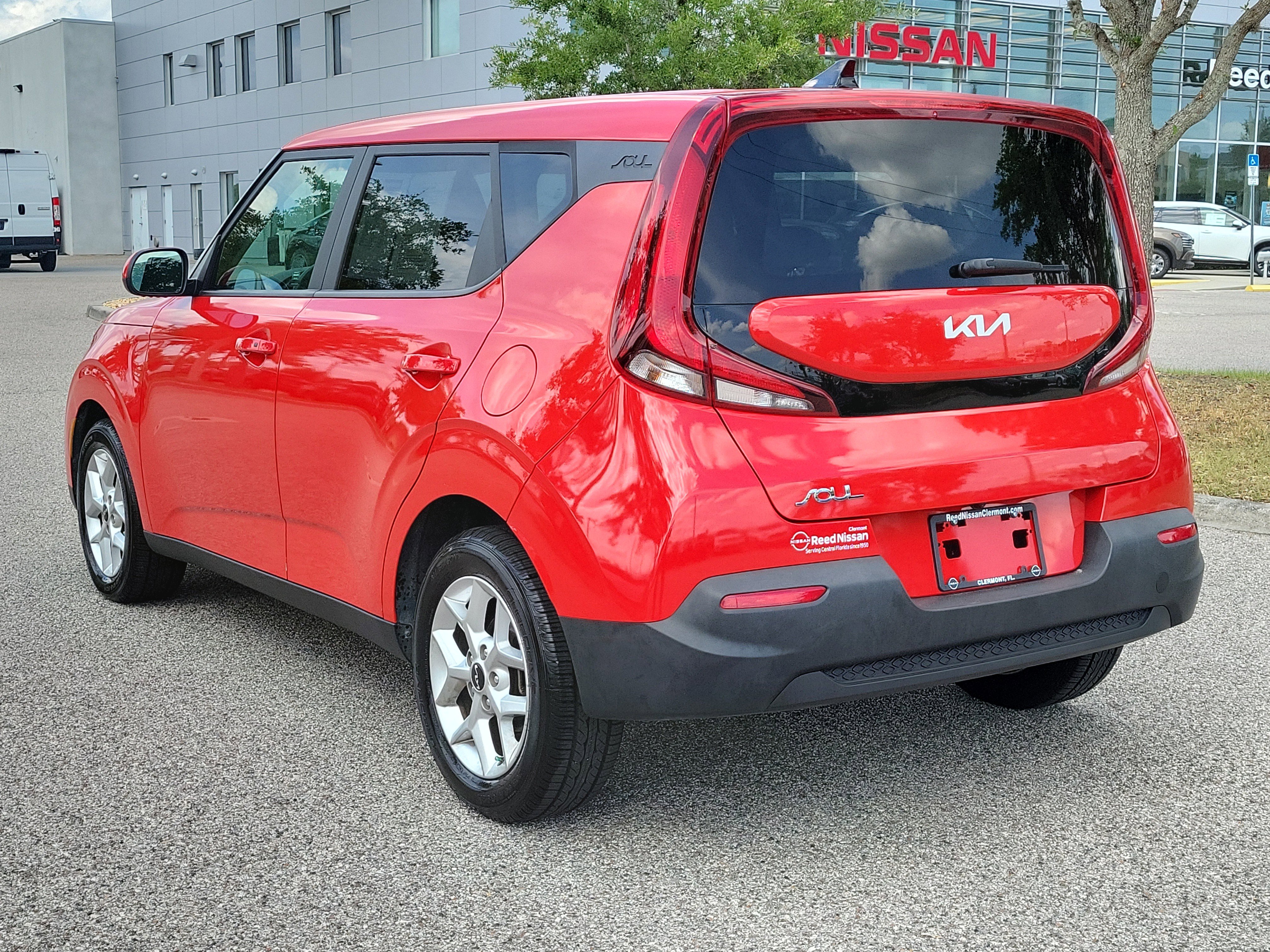 Used 2022 Kia Soul S FWD image 7
