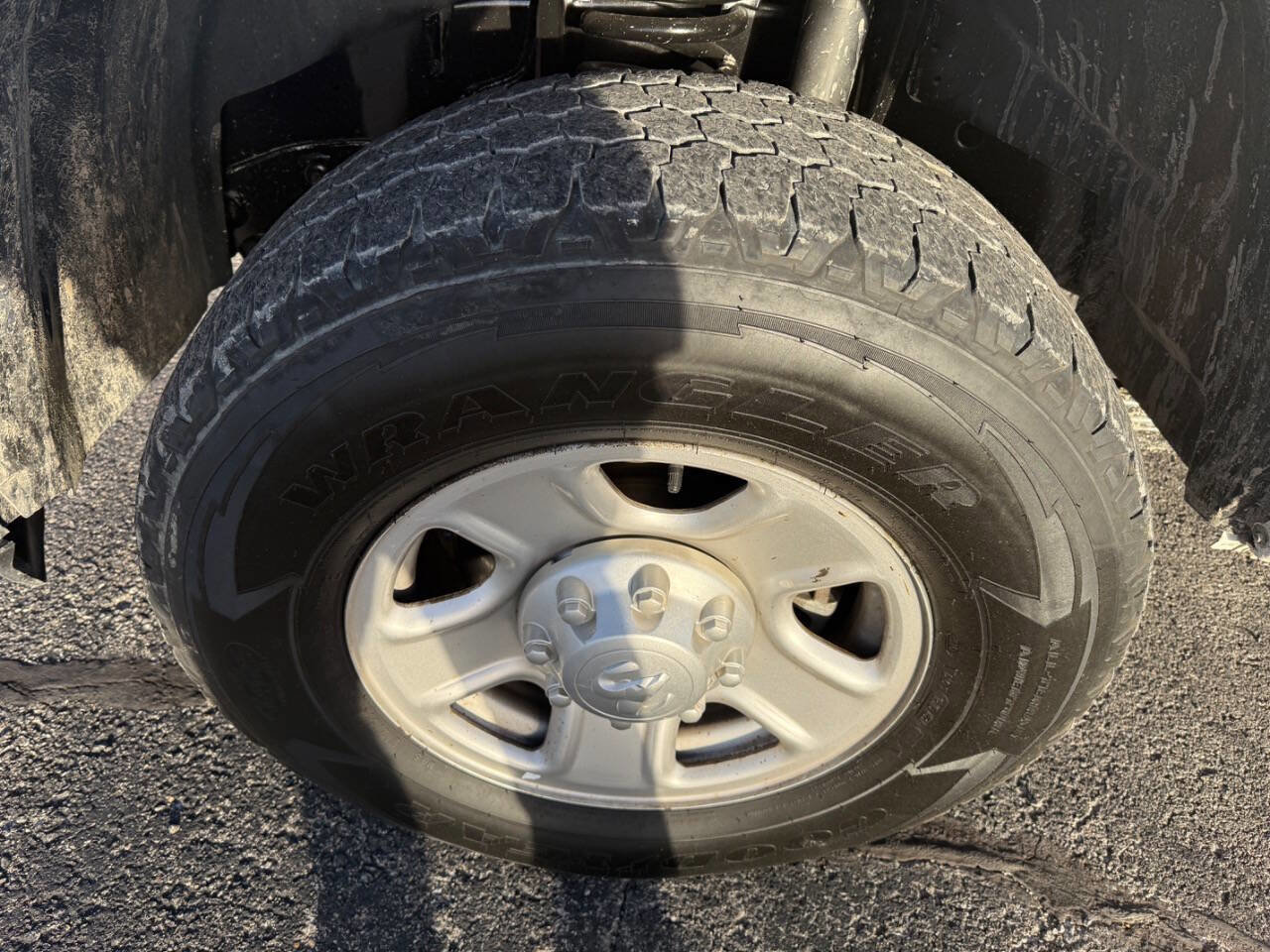 Used 2018 RAM 2500 Tradesman w/ Chrome Appearance Group image 10