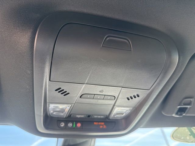 Used 2024 Buick Enclave Essence w/ Sport Touring Edition image 32