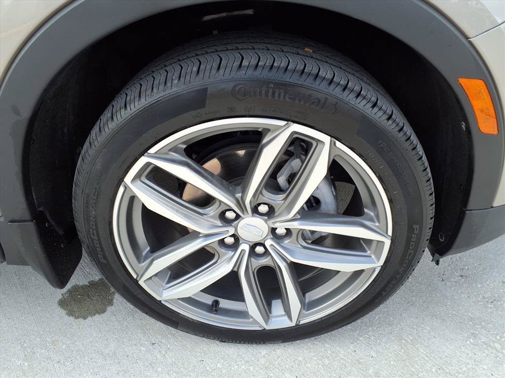 Used 2023 Cadillac XT4 Sport FWD image 7