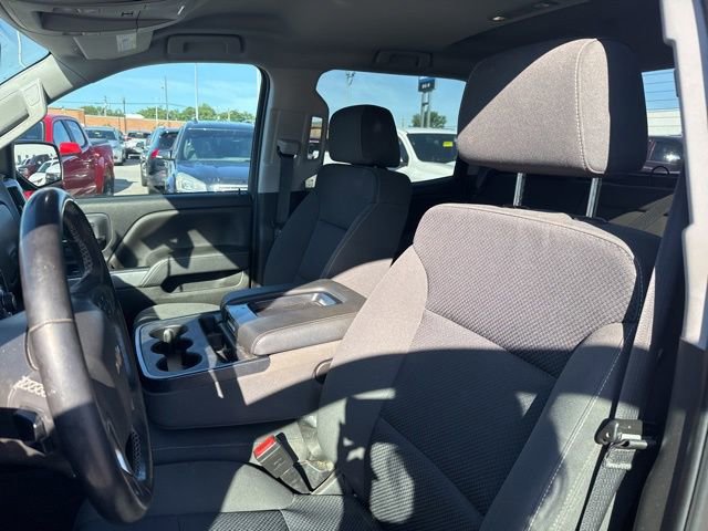 Used 2018 Chevrolet Silverado 1500 LT w/ All Star Edition AWD/4WD image 18