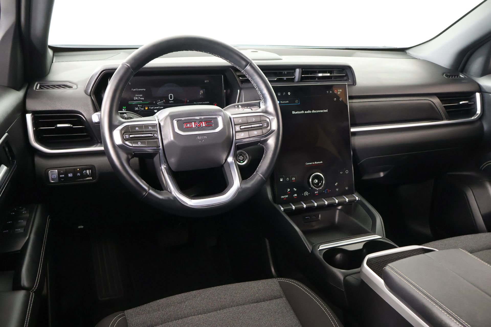 Used 2026 GMC Terrain Elevation FWD image 2