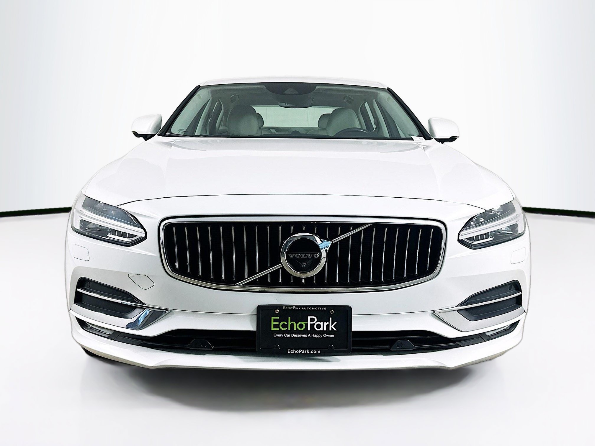 Used 2018 Volvo S90 T6 Inscription w/ Convenience Package AWD/4WD image 2