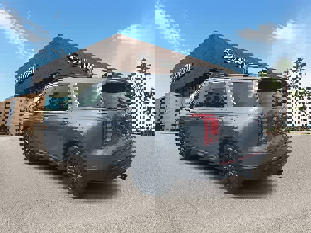 Used 2023 Hyundai Palisade XRT w/ Cargo Package image 2