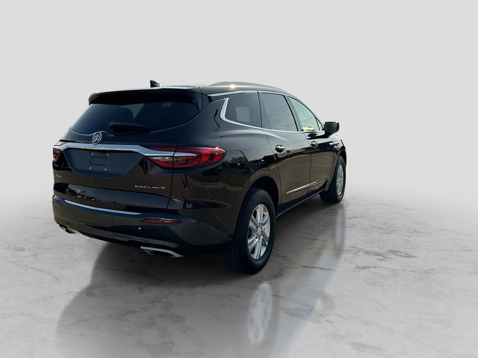 Used 2018 Buick Enclave Essence FWD image 8
