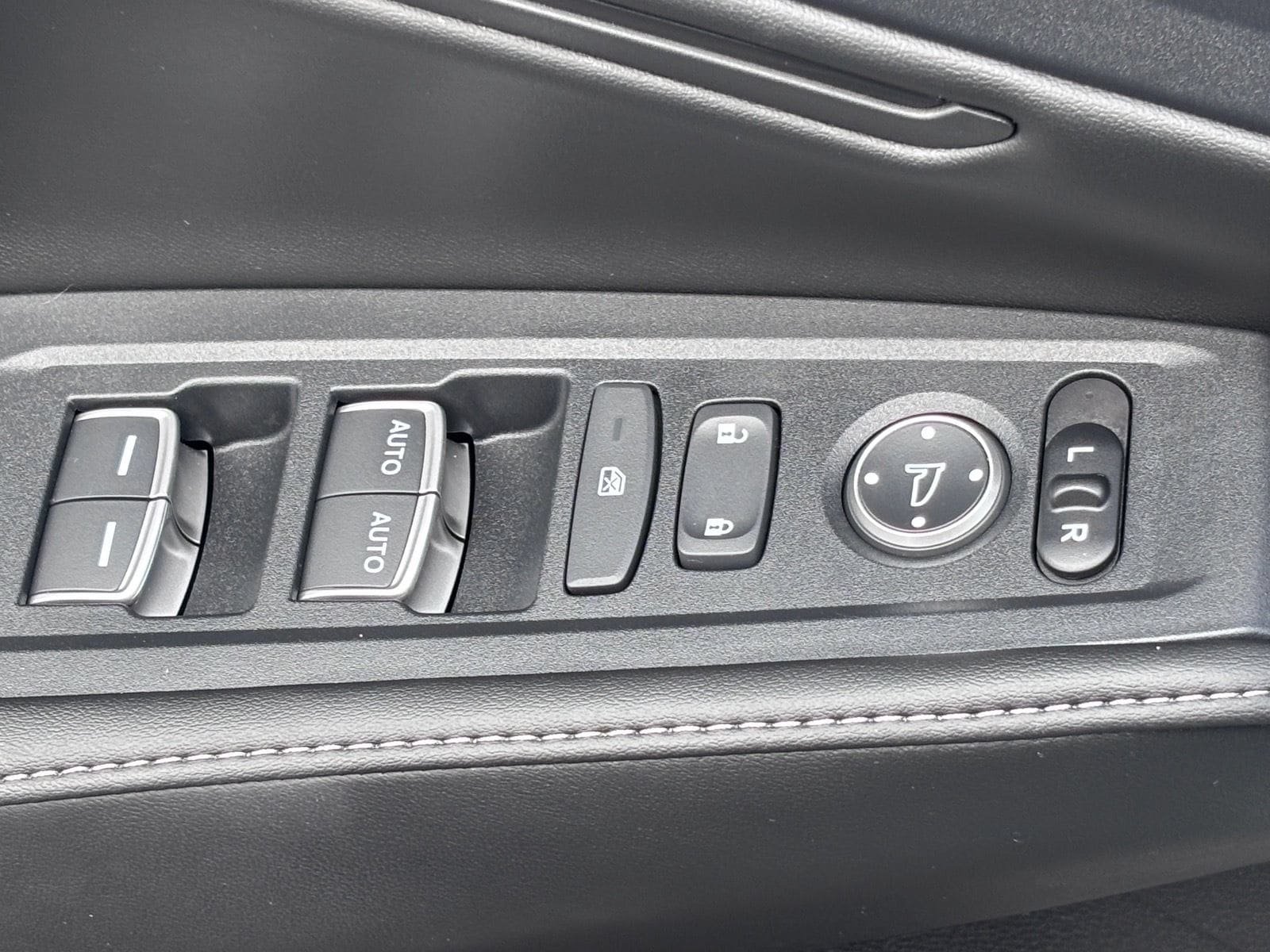 Certified 2025 Honda Accord Sport image 21