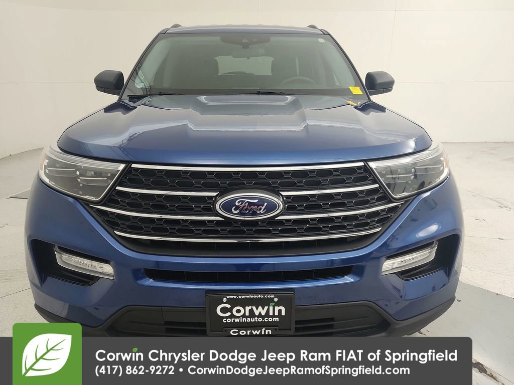 Used 2022 Ford Explorer XLT w/ Equipment Group 202A image 3