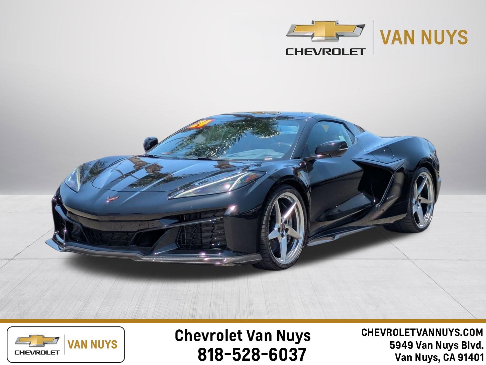 Used 2024 Chevrolet Corvette E-Ray AWD/4WD image 1