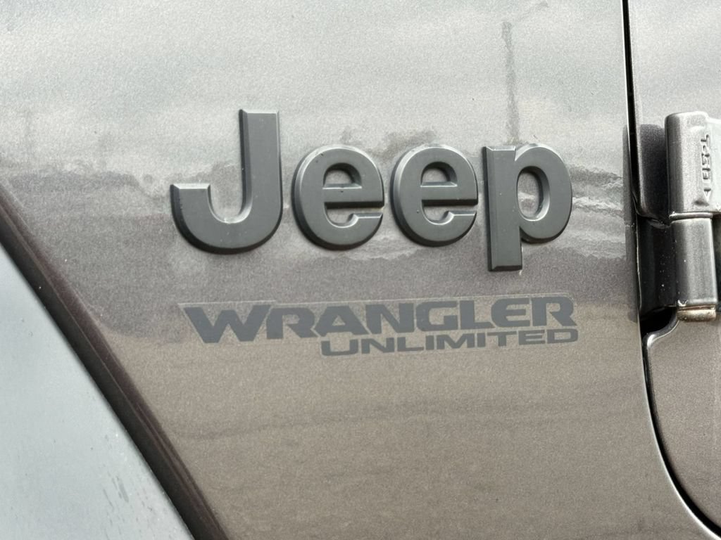 Used 2020 Jeep Wrangler Unlimited Sport AWD/4WD image 9