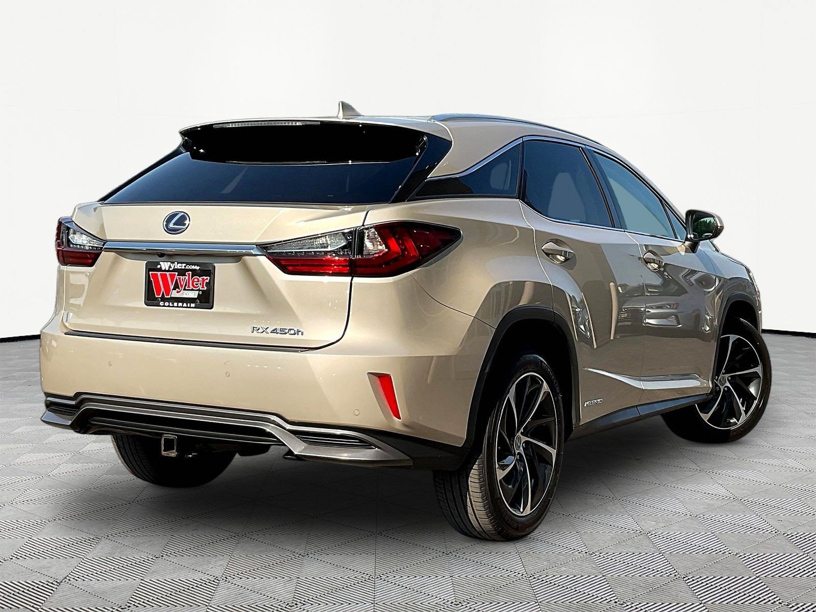 Used 2017 Lexus RX 450h AWD w/ Luxury Package image 6