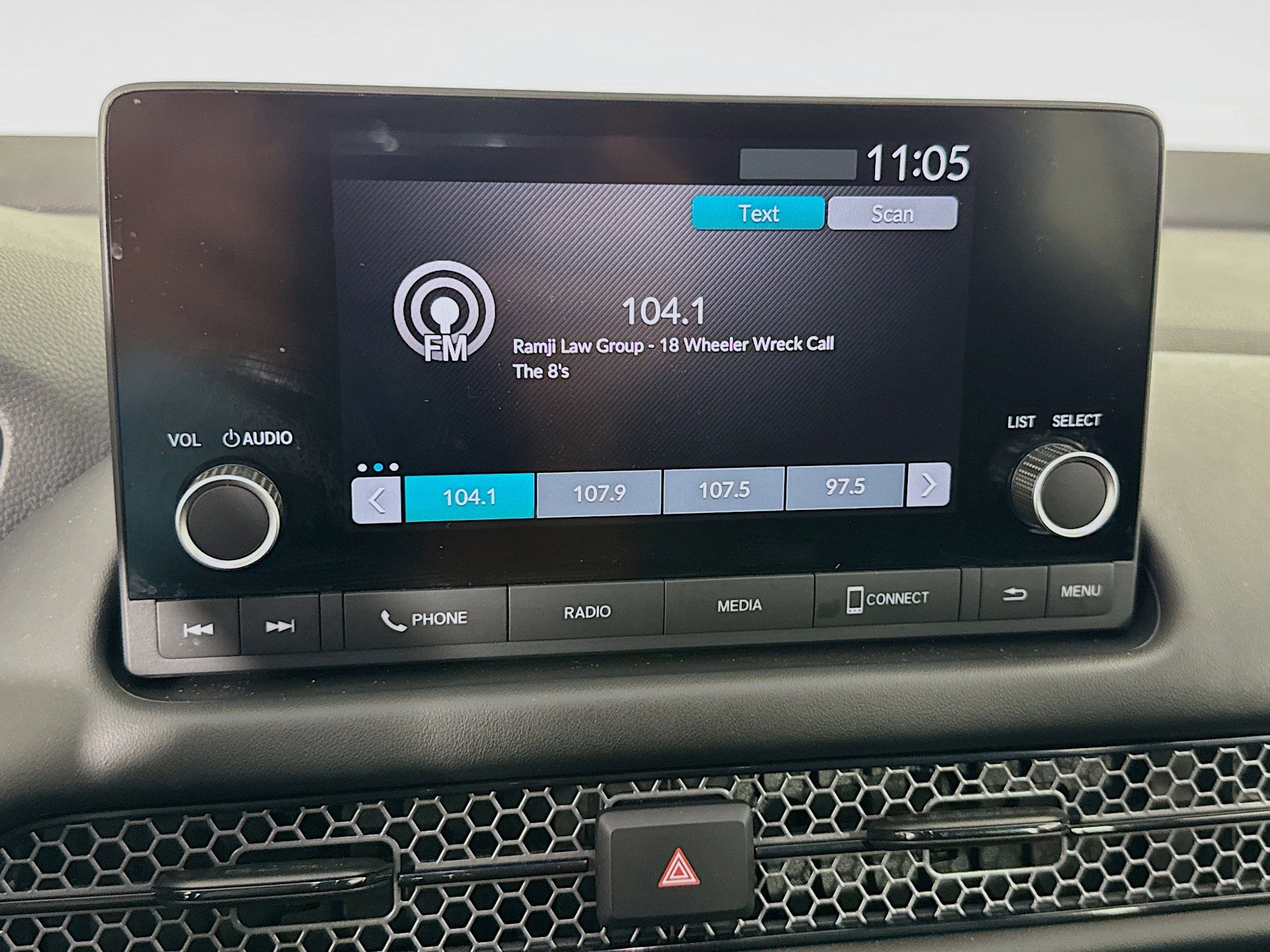 Used 2025 Honda HR-V Sport image 17