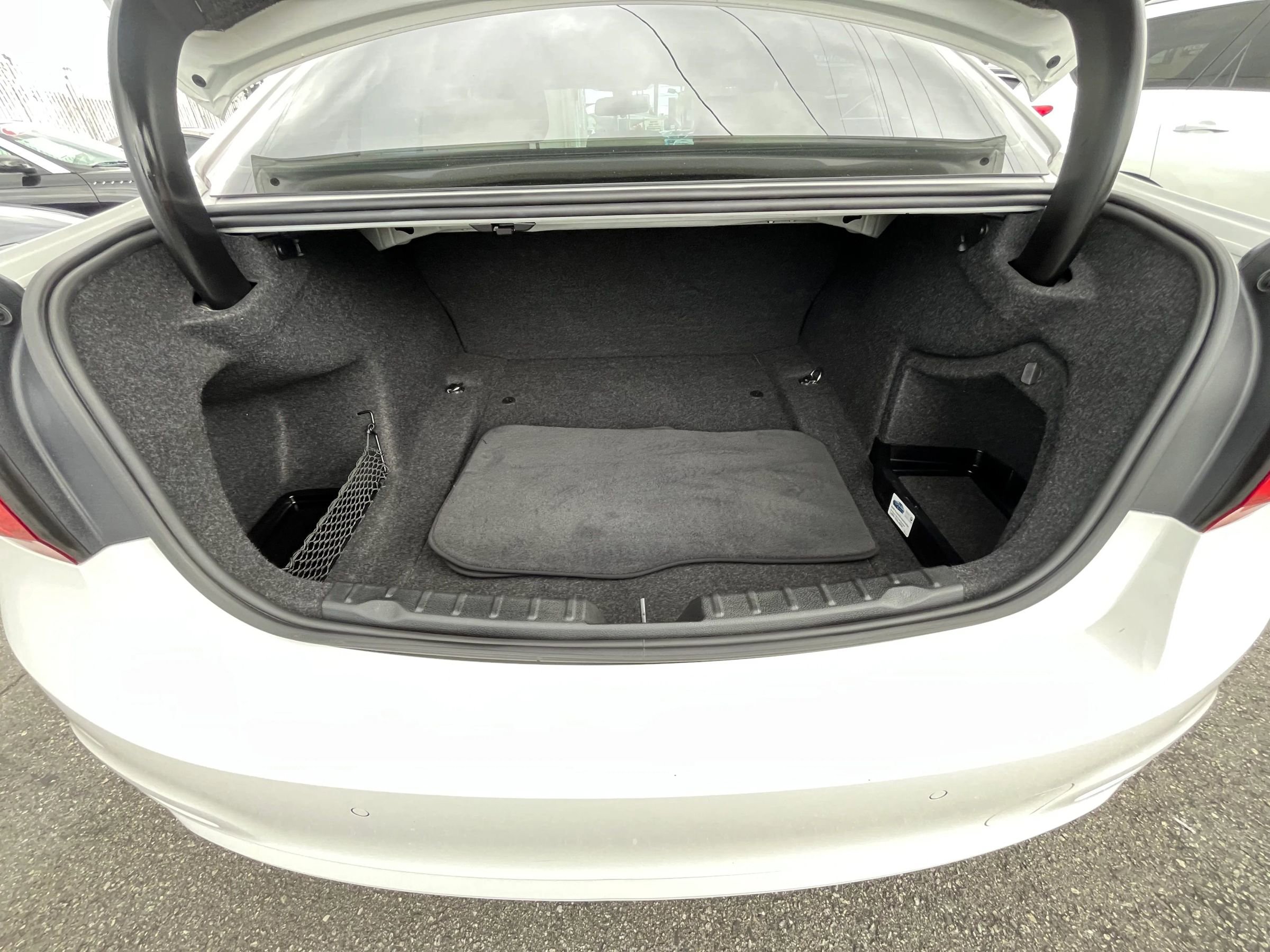 Used 2017 BMW 320i Sedan image 22